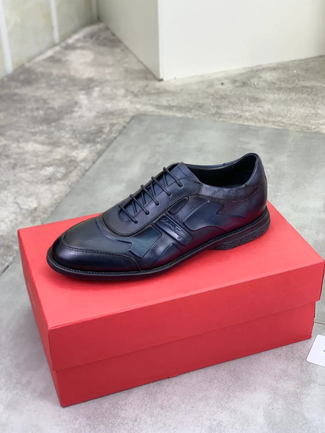 Men's Men's Shoes P560💰[New Style] Water-dyed Niuli 🆘[Salvatore Ferragamo] Ferragamo's latest casual business leather shoes for men! Listed simultaneously! The fabric is made of specially imported original calfskin, the lining is made of imported water-dyed cowhide, and the original combination outsole is absolutely luxurious and leads the fashion trend. Matching code: 39-44 (45 customized) 5️⃣ colors available